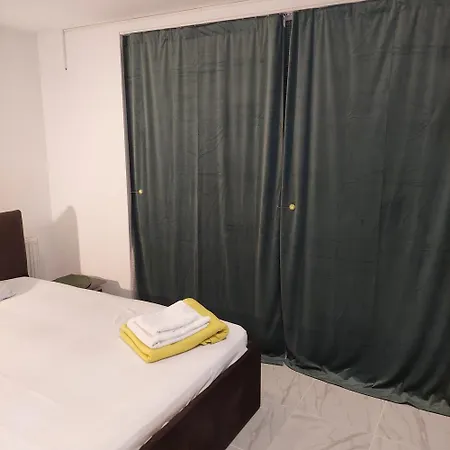 Amandalex Apartment *